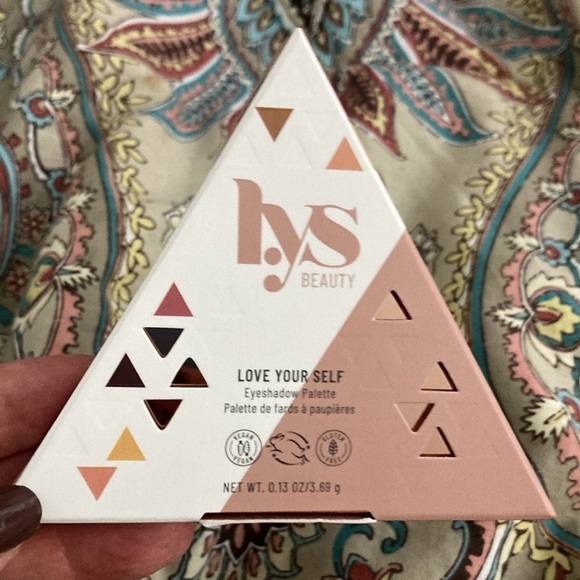 [ FINAL price! ] LYS Beauty Eyeshadow Palette in Empowered - Picture 2 of 2